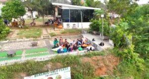 Restoran Berendo Uncu Perak: Sensasi Makan dengan View Pantai di Bengkulu