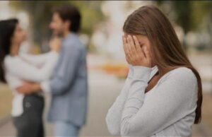 Yuk Intip! Inilah Tanda Tanda Cowok Kamu Selingkuh