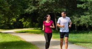 Lari Sore Bikin Hidup Lebih Sehat!