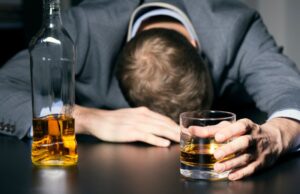 6 Efek Negatif Konsumsi Alkohol yang Perlu Diketahui