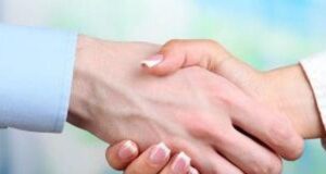 5 Manfaat Silaturahmi Dalam Islam